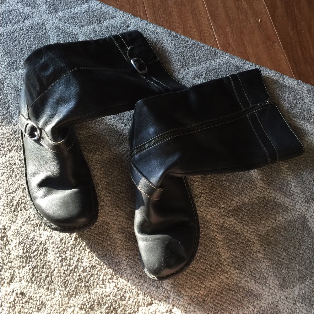 Born zip up boots, euc, 9.5 Medium